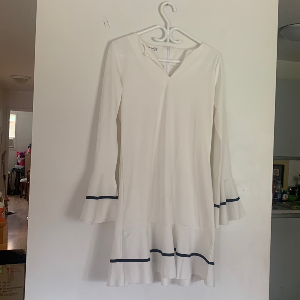 Flare dress long sleeve size XL in good condition